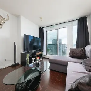 apt-central-1-bedroom-with-pool-jacuzzi-sauna.vancouver-hotels-bc.net/
