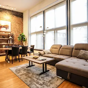 apt-elegant-1-bedroom-in-old-port-301.hotels-in-montreal.org/